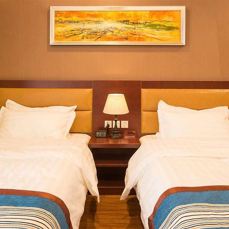 Hill Lily Hotel Beijing Exterior photo