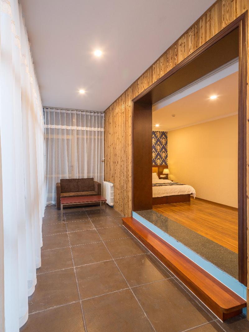 Hill Lily Hotel Beijing Exterior photo